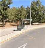 Marquesina en la avenida Corona de Aragón, zona residencial de Puerto de Sagunto